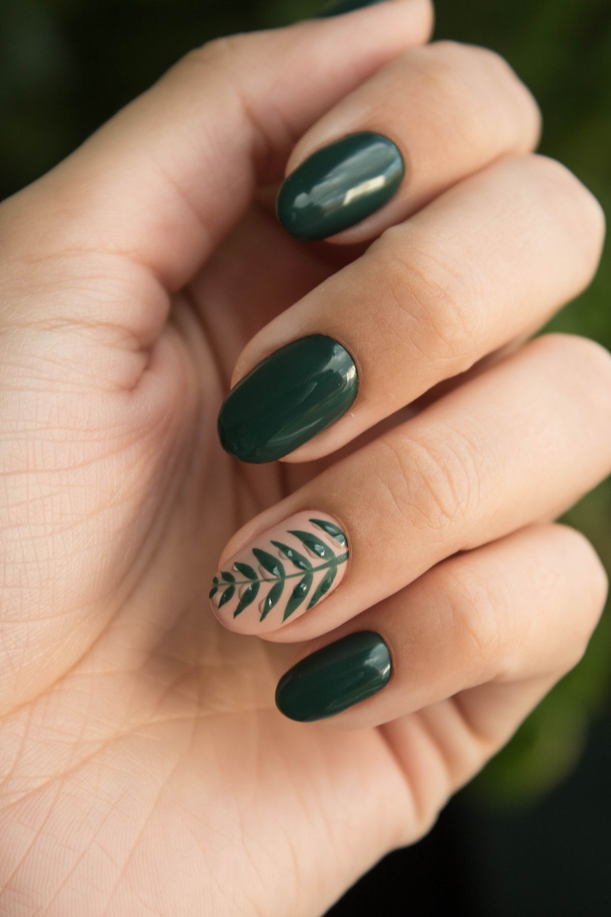 Finished nail set